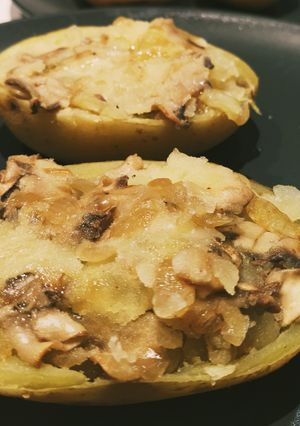 Una foto de Patates farcides de xampinyons i ceba