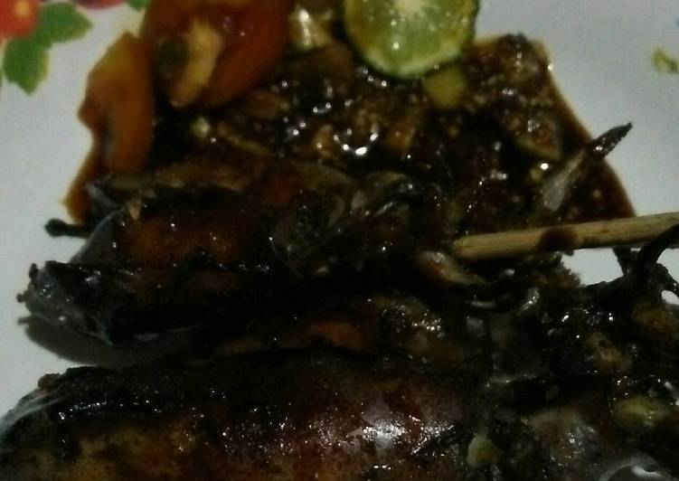 Cumi Bakar Sambal Kacang Spesial