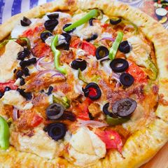 A picture of Stuffed Crust Pizza.