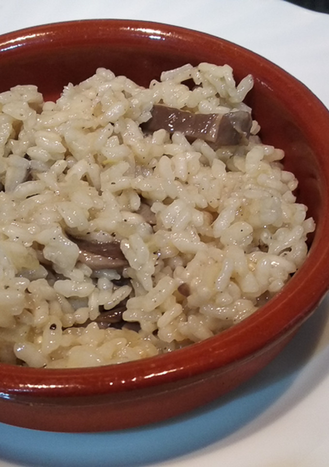 Una foto de Arroz con setas
