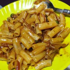 A picture of Simple juicy pasta penne.