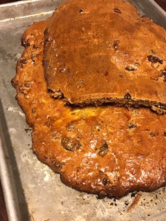 A picture of California Farm Medieval Raisin Bread.