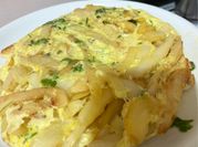 Une photo de fromage oeuf omelette