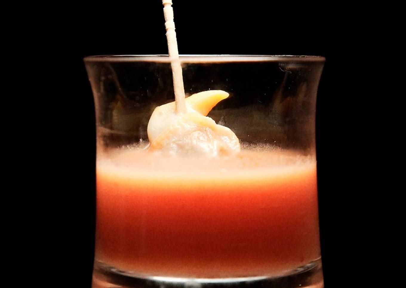 Gazpacho con berberechos y bacalao