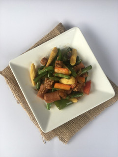 Foto resep Tumis sosis dan sayuran ala fe