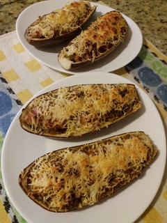 Una foto de Berenjenas rellenas a mi manera