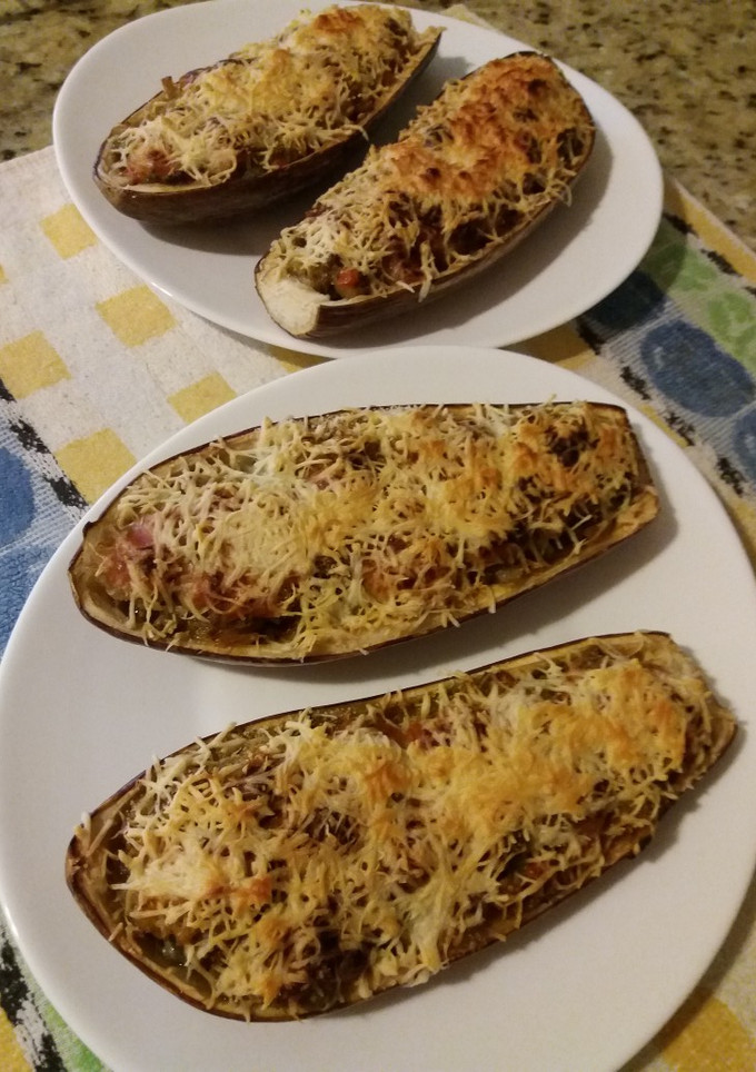 Una foto de Berenjenas rellenas a mi manera