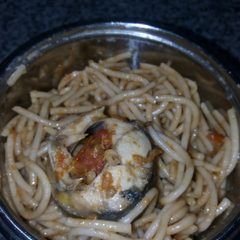 A picture of Jollof spaghetti.