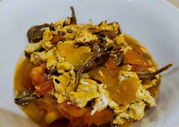 Resep Tumis tomat telur mudah dan sehat Anti Gagal