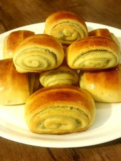 عکسی از دستور نان کاستَرد Custard bread
