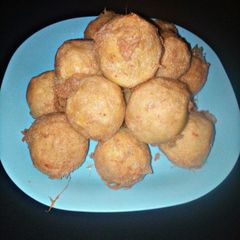 A picture of Yam balls.