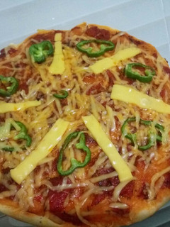 صورة لوصفة بيتزا 🍕 خفيفة ظريفة