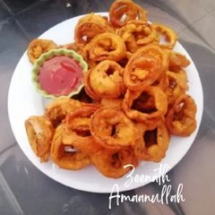 A picture of Gram Flour coated Onion Rings/Besani Onion Rings.