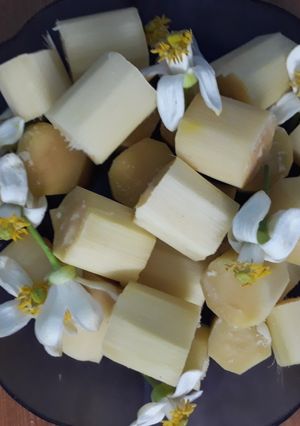 Hình của món Mía ướp hoa bưởi.