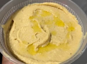 Una foto de Hummus