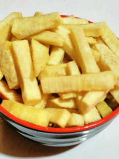 A picture of Yam chips.