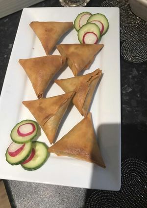 A picture of Keema samosa.