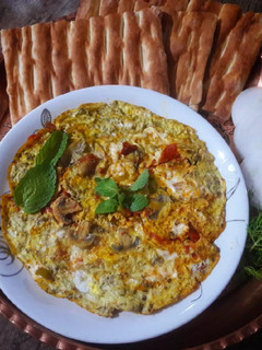 عکسی از دستور املت قارچ و فلفل دلمه ای
