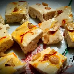 A picture of Icecream Sandesh.