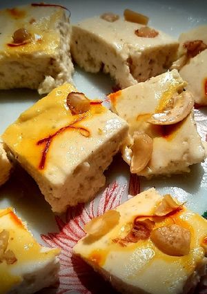 A picture of Icecream Sandesh.