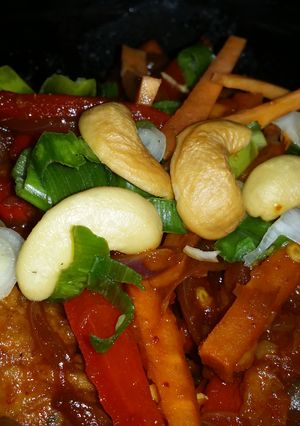 A picture of Dragon Chicken.