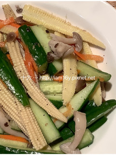減重不傷身—虛寒體質也能吃的小黃瓜涼拌菜+四菜一湯一鍋搞定 的食譜成品照片