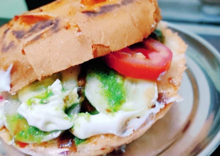 How to Prepare Super Quick Homemade Veg burger