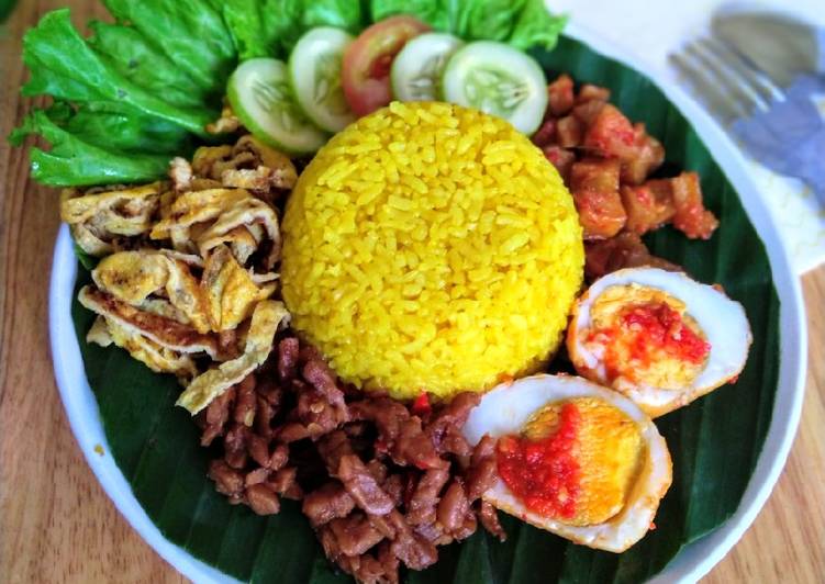 Cara Mudah Membuat Nasi Kuning Bali Super Lezat