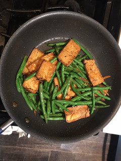 A picture of Tofu and vegetables stir fry.