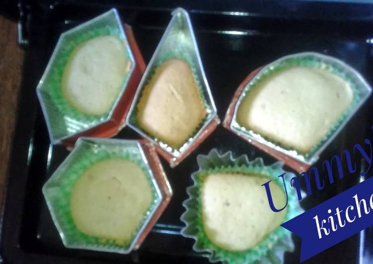 Vanilla Tin Cakes