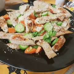 A picture of Chicken Tortilla Salad.