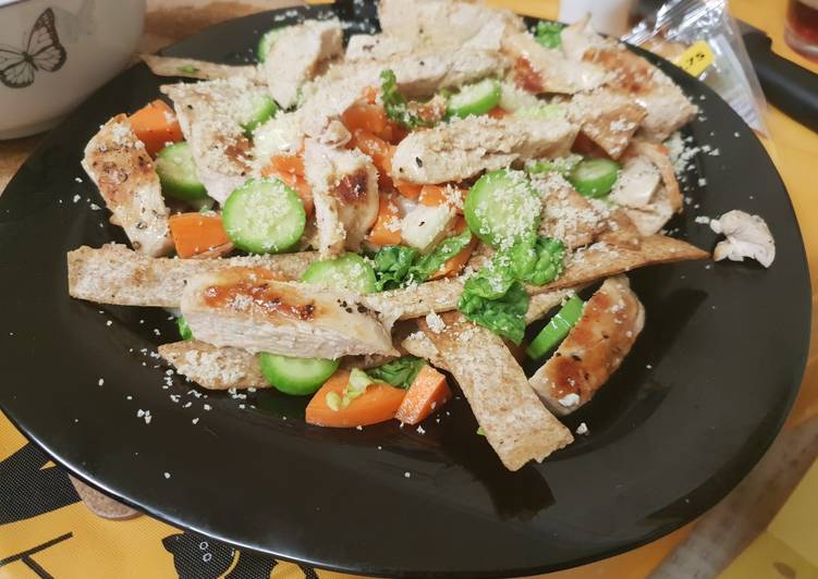 Chicken Tortilla Salad