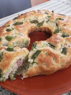Foto di Ciambellone agli asparagi