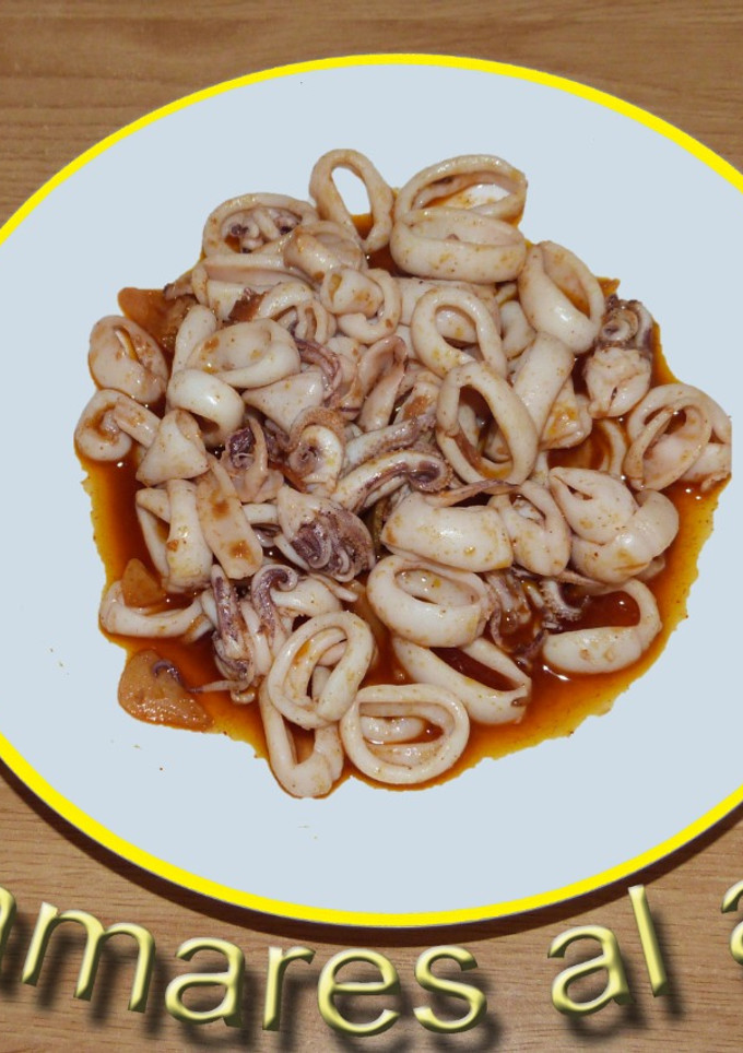 Una foto de Calamares al ajillo