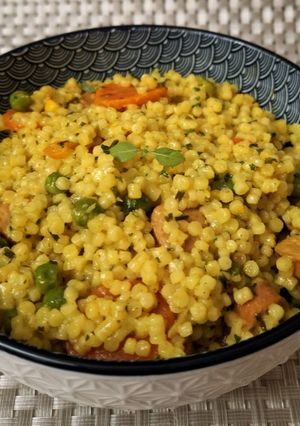 Curry-s zöldséges virslis tarhonya zabkrémmel /egytálétel/🥕🌽🫛🥦🥘🥘🥘 recept fotója