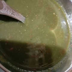 A picture of Green Chutney with Curd.