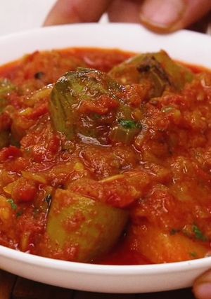 A picture of Aloo Padwal Curry 📌.