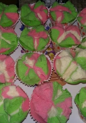 Foto resep Bolu Kukus Pelangi