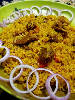 A picture of Mumbai style mutton pulao.