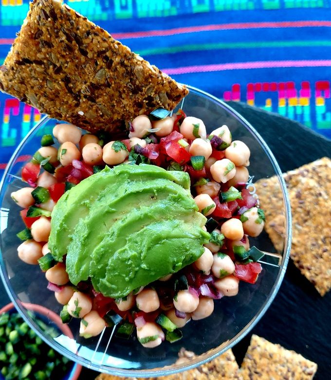 Una foto de Ceviche de garbanzos