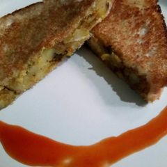 A picture of Potato sandwich.