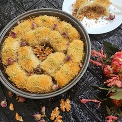 A picture of Kunefa filled with Walnuts.