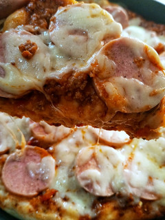 A picture of Pizza.