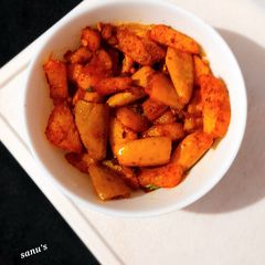 Bihari Style Dry Parwal Aloo Masala A picture of Bihari Style Dry Parwal Aloo Masala.
