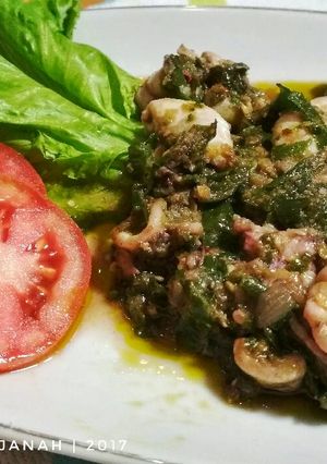 Foto resep Tumis cumi basah cabe ijo