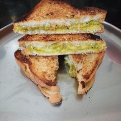 A picture of Avocado cheese sandwich.