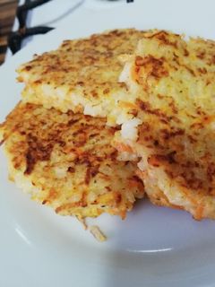 Una foto de Tortitas de arroz y verdura!