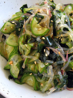 A picture of Shirataki, Cucumber & Wakame Ponzu Salad.