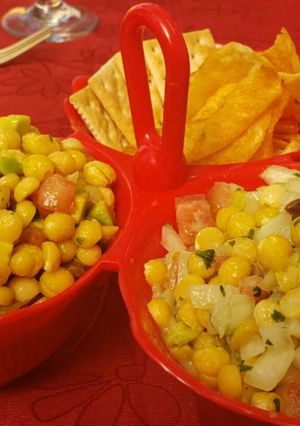 Una foto de Ceviche de Garbanzo 🥑🍅🧅
