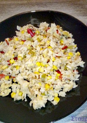 A picture of Fried Rice with Egg.